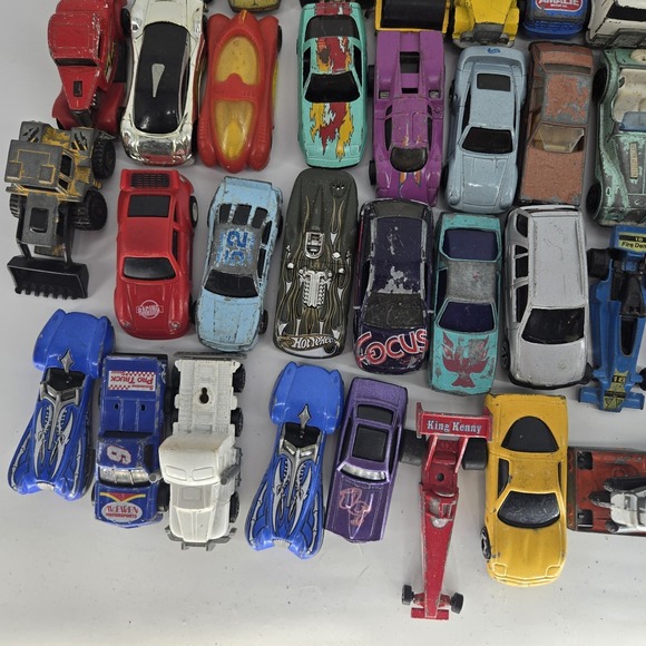 Huge Lot Of 90+ Vtg Diecast Toy Cars - Hot Wheels, Matchbox, cars - Picture 9 of 14